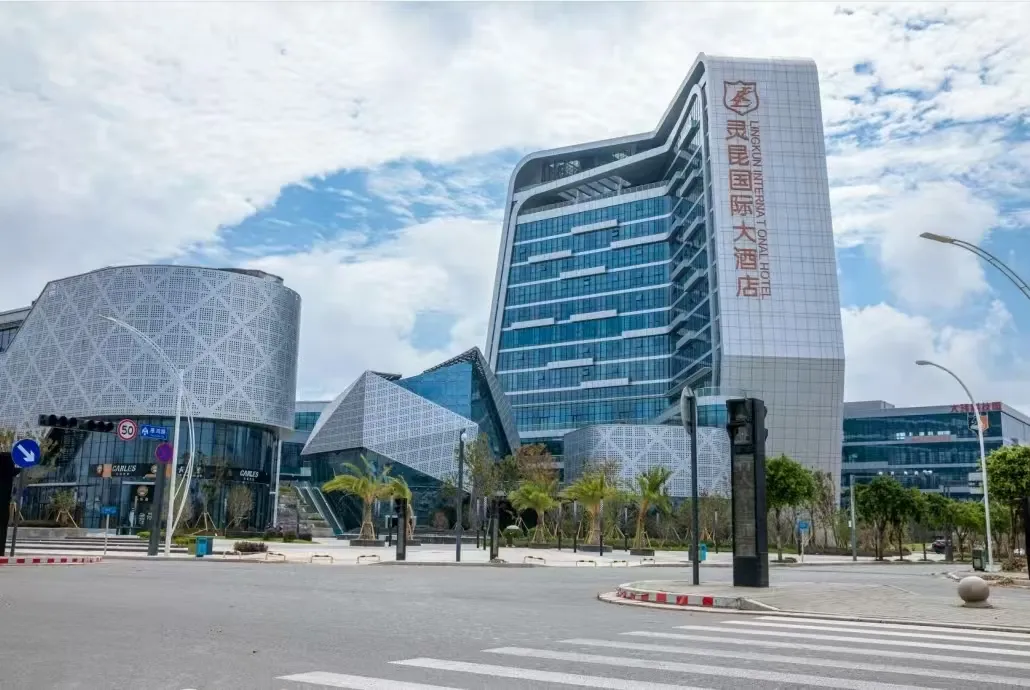 【喜报】15年！红连签约瓯K商业广场招商运营服务合同